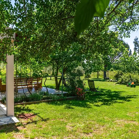 2 Bedroom Gorgeous In *