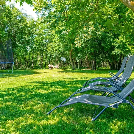 2 Bedroom Gorgeous In